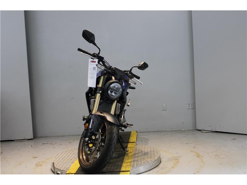 Used 2022 Honda CB300F Image 4