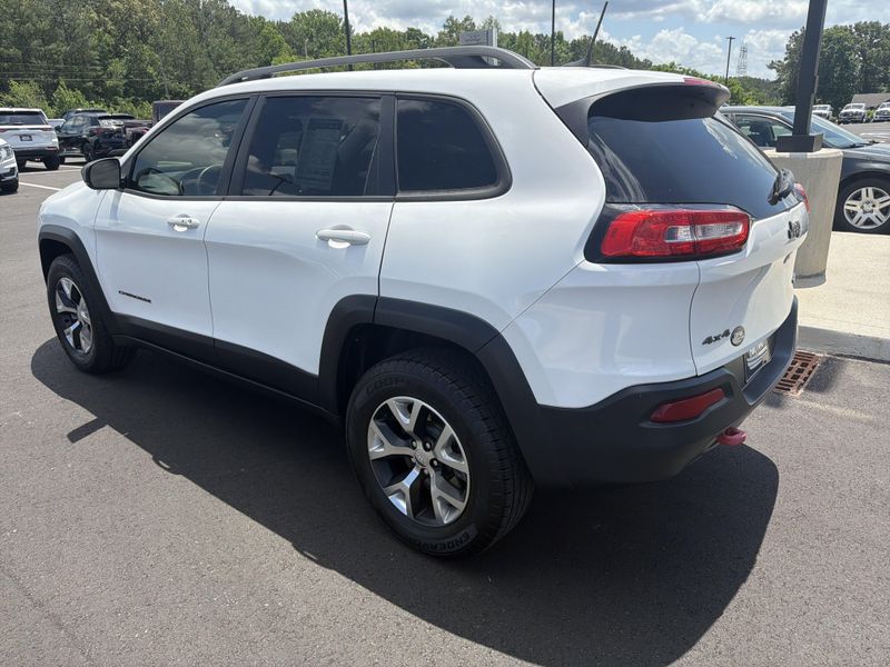 Used 2016 Jeep Cherokee TrailhawkImage 13