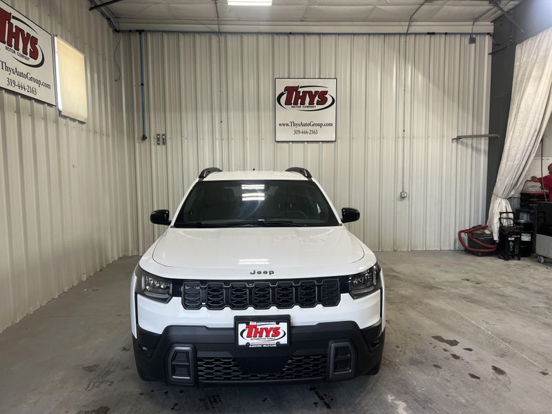 New 2026 Jeep Cherokee Laredo 4x4Image 17