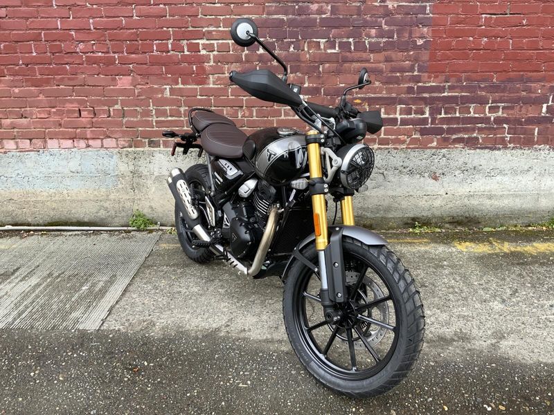 2025 Triumph SCRAMBLER 400 X