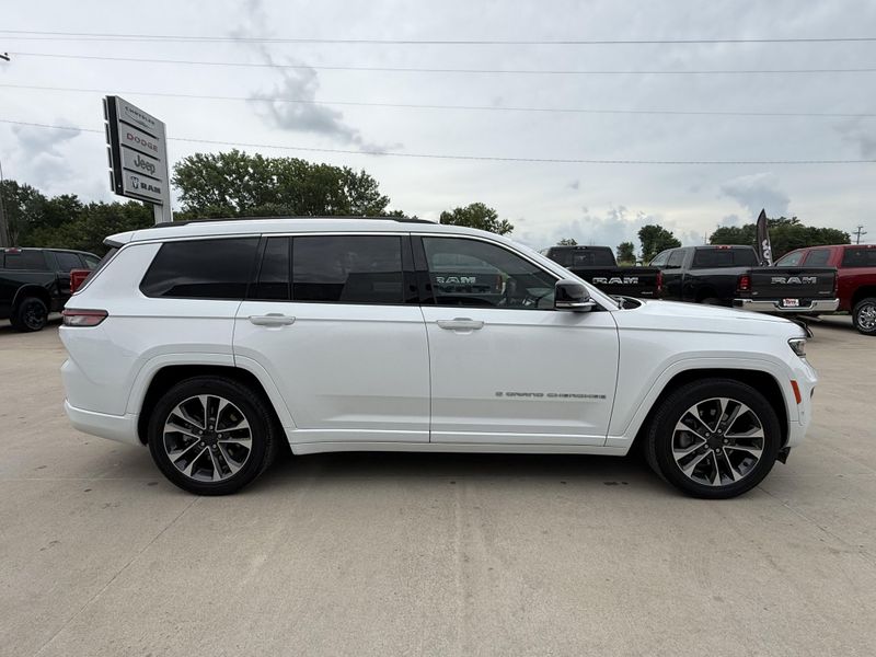 Used 2023 Jeep Grand Cherokee L OverlandImage 33