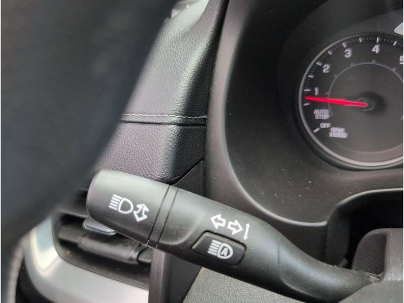 Used 2024 GMC Terrain SLEImage 27