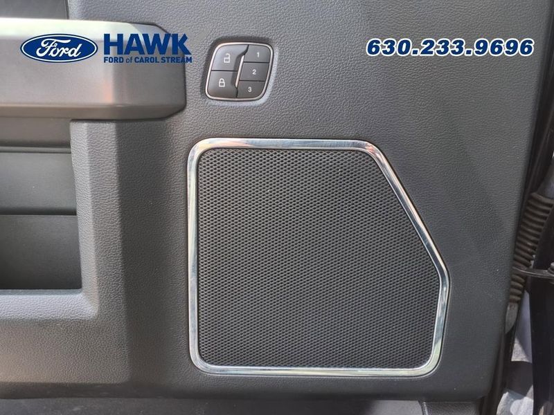 2020 Ford F-150 Platinum photo 16