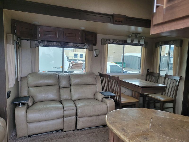 Used 2020 NORTHWOOD MFG ARCTIC FOX 29-5T Image 8