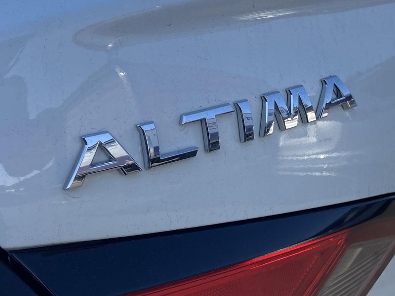 2020 Nissan Altima Image 4