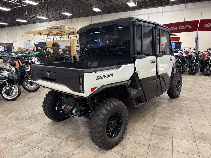 New 2026 Can-Am DEFENDER MAX LIMITED CAB HD11 Image 17