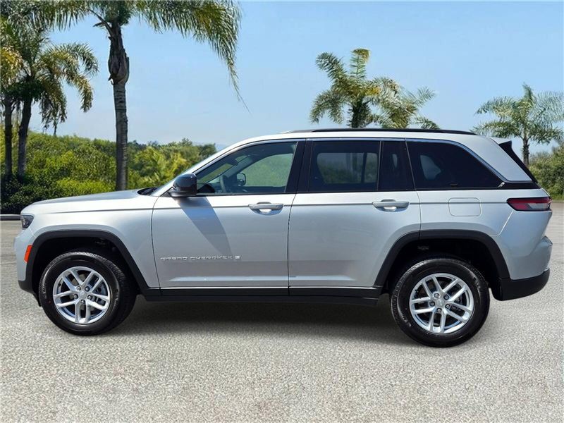New 2026 Jeep Grand Cherokee Laredo X 4x2