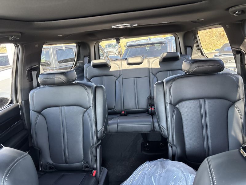 2026 Jeep Grand Wagoneer Summit Obsidian 4x4Image 48