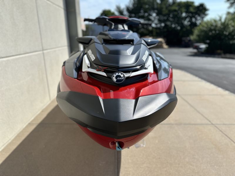 2024 SEA DOO RXT X 325 AUDIO Image 2