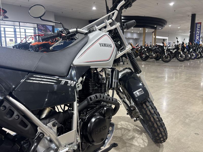 New 2027 Yamaha TW200 Image 14