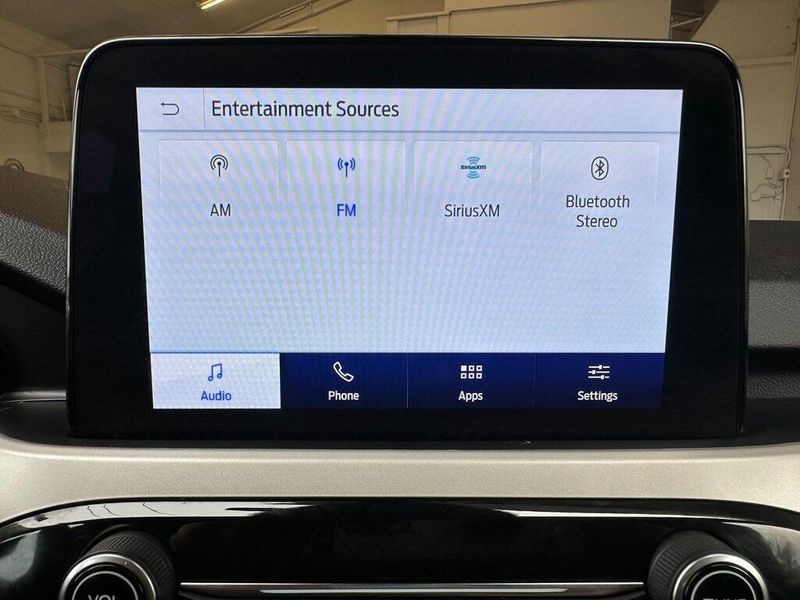 2021 Ford Escape SEImage 4