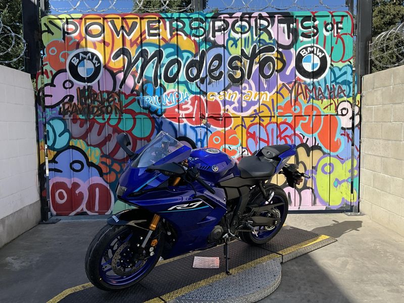 New 2026 Yamaha YZF-R7 Image 1