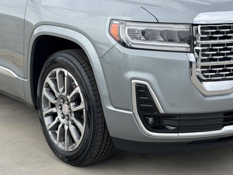 Used 2023 GMC Acadia DenaliImage 4