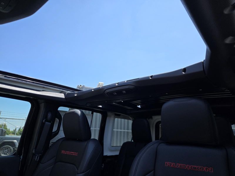 New 2026 Jeep Wrangler 4-door Rubicon X