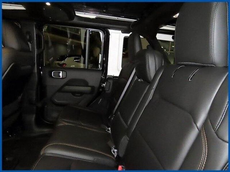 2025 Jeep Wrangler Rubicon 392Image 10