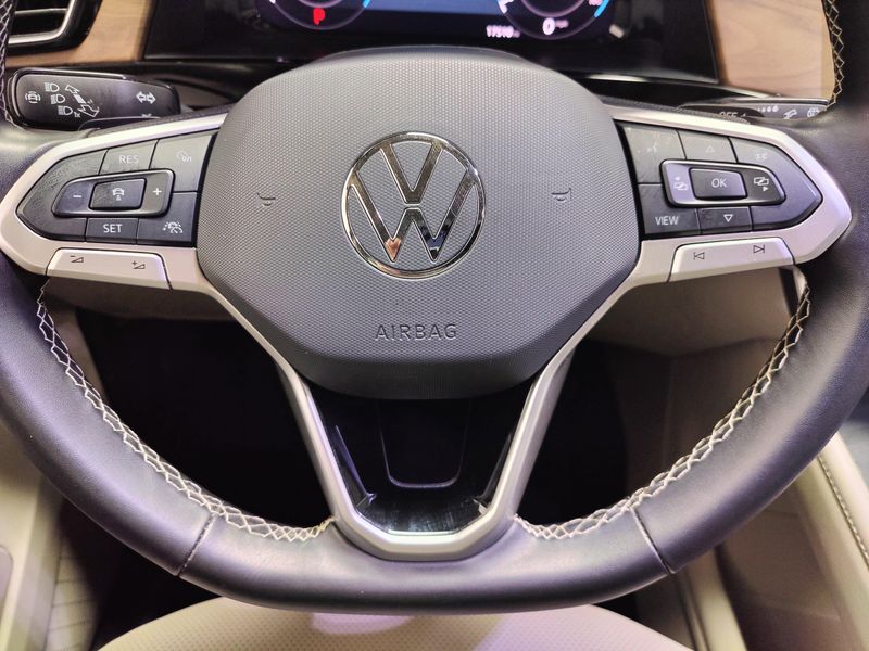 Used 2024 Volkswagen Atlas SE 4-Motion AWDImage 24