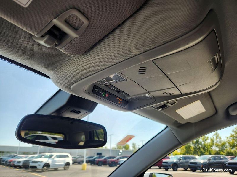 Used 2023 GMC Terrain SLE