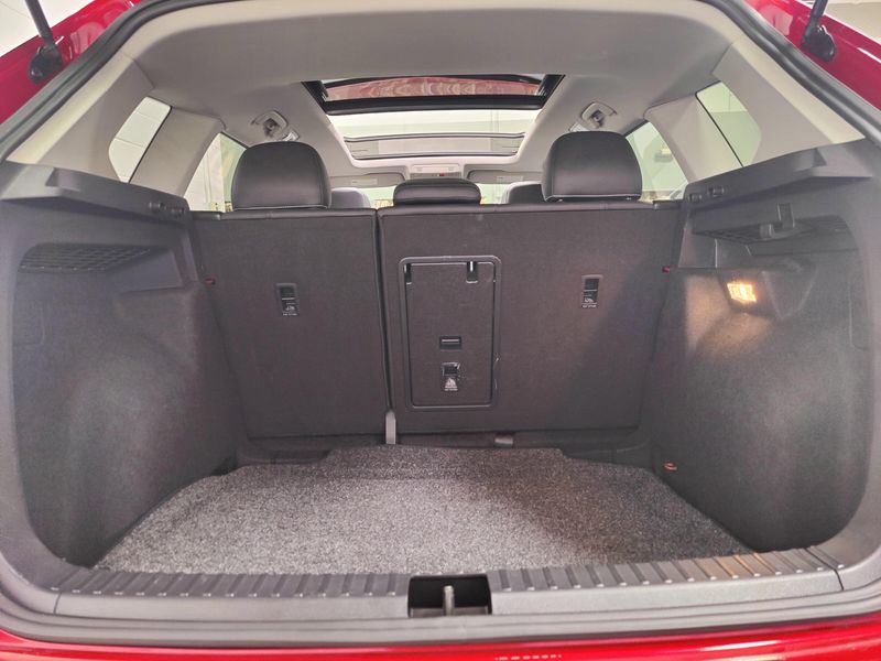 Used 2023 Volkswagen Taos SE w/SunroofImage 10