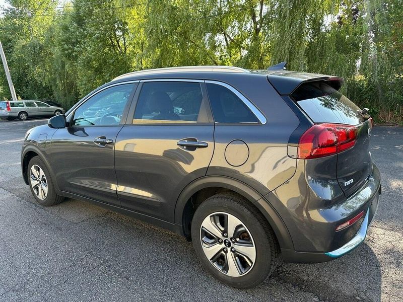 2019 Kia Niro Plug-In Hybrid LX photo 8