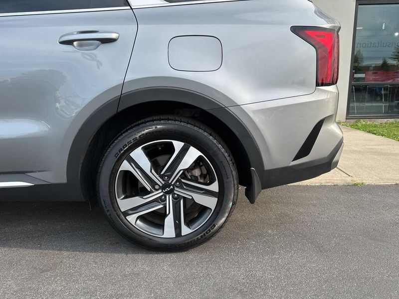 Used 2023 Kia Sorento Hybrid EXImage 14