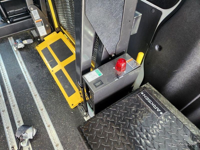 2023 RAM ProMaster 2500 Window Van High RoofImage 42