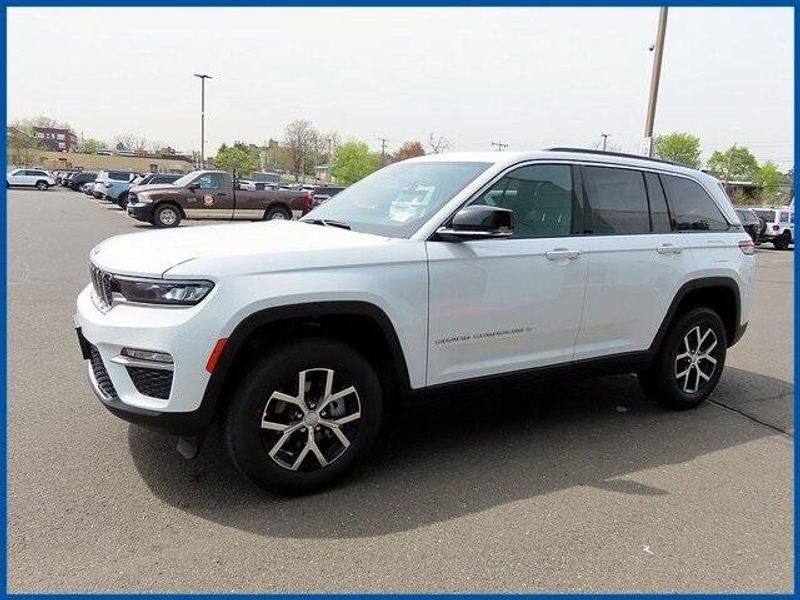 2025 Jeep Grand Cherokee LimitedImage 1