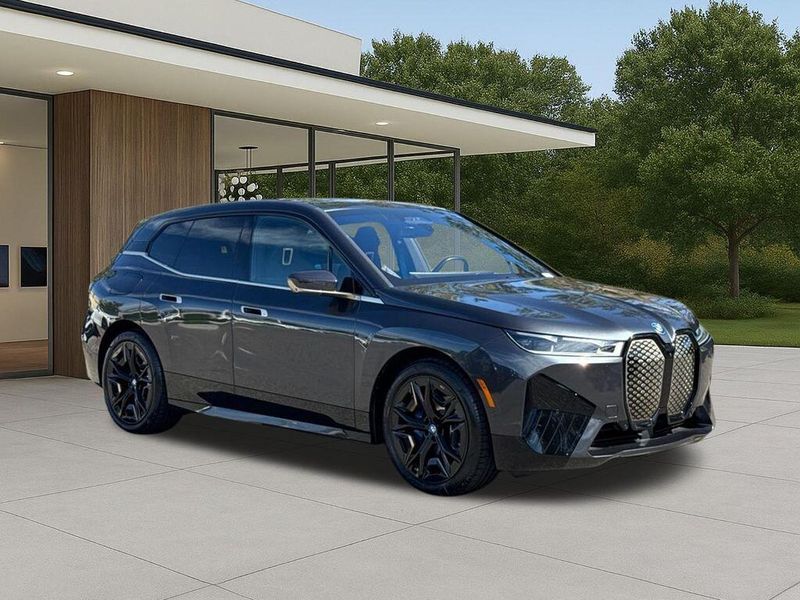 Used 2023 BMW iX M60Image 7