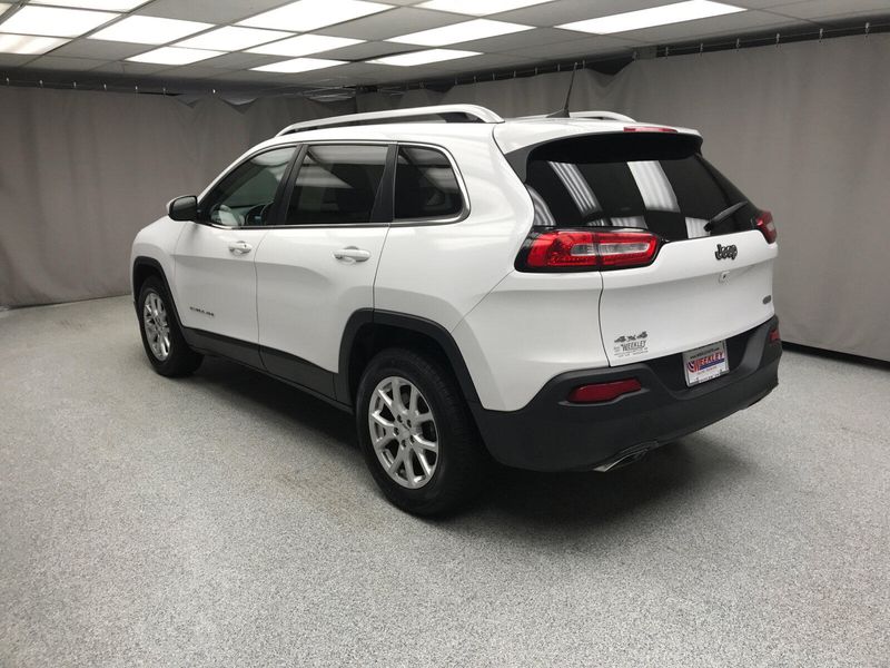 2015 Jeep Cherokee LatitudeImage 10
