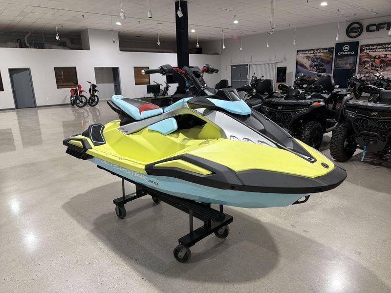 New 2025 Yamaha JETBLASTER PRO (3UP) Image 11