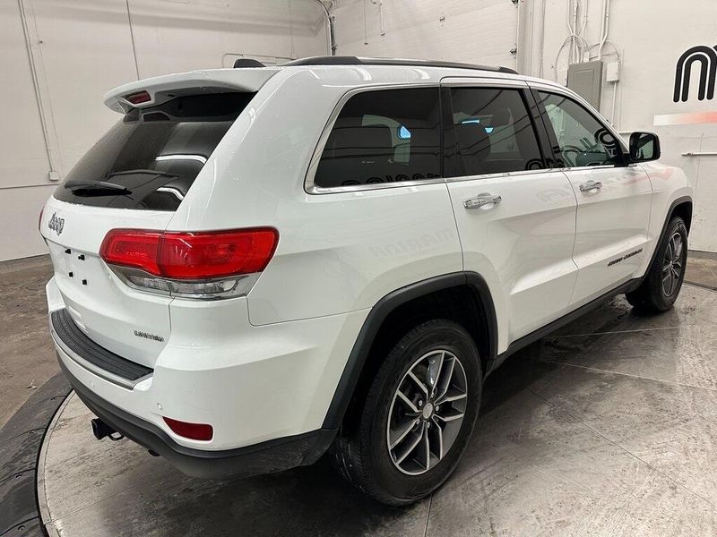 2017 Jeep Grand Cherokee LimitedImage 16