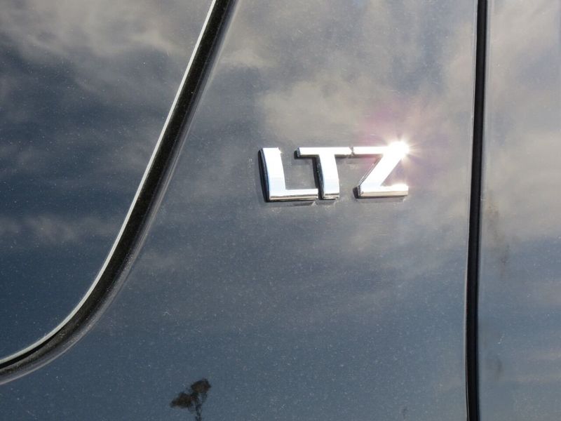 2012 Chevrolet Tahoe LTZ 4x4 4dr SUVImage 20