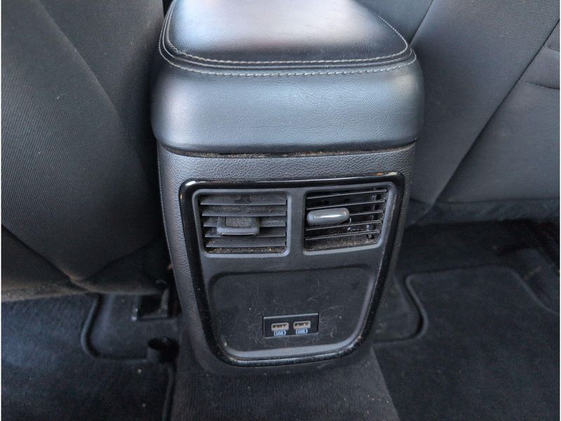 Used 2022 Dodge Charger SXTImage 31