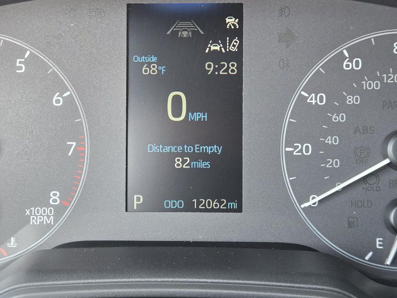 Used 2025 Toyota Corolla SE CVT (Natl)