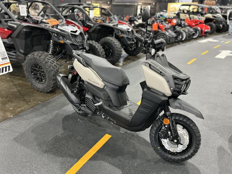 New 2025 Yamaha ZUMA 125 Image 7