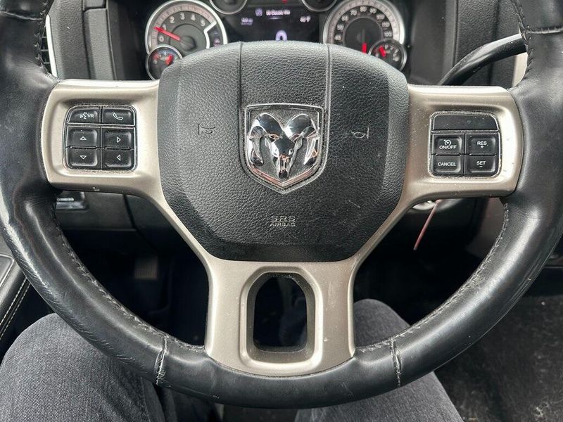 2016 RAM 2500 LaramieImage 3