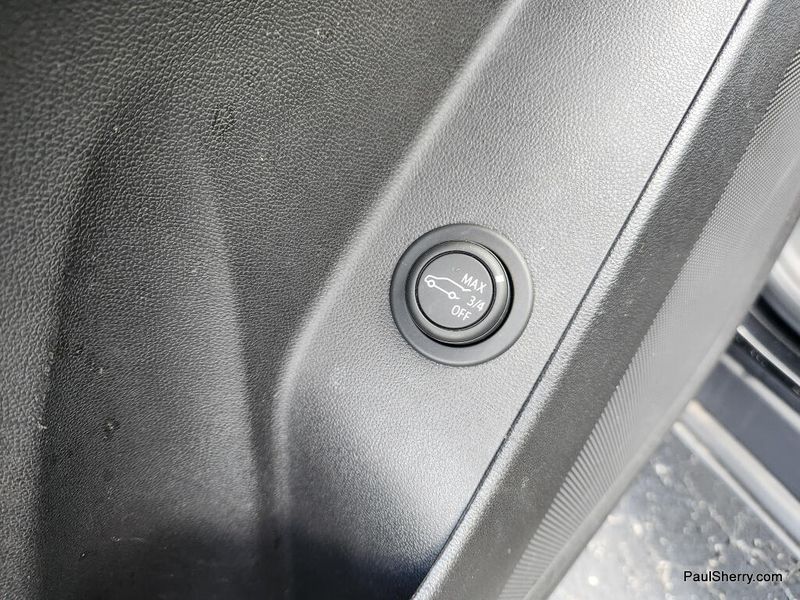 Used 2021 Chevrolet Equinox LT
