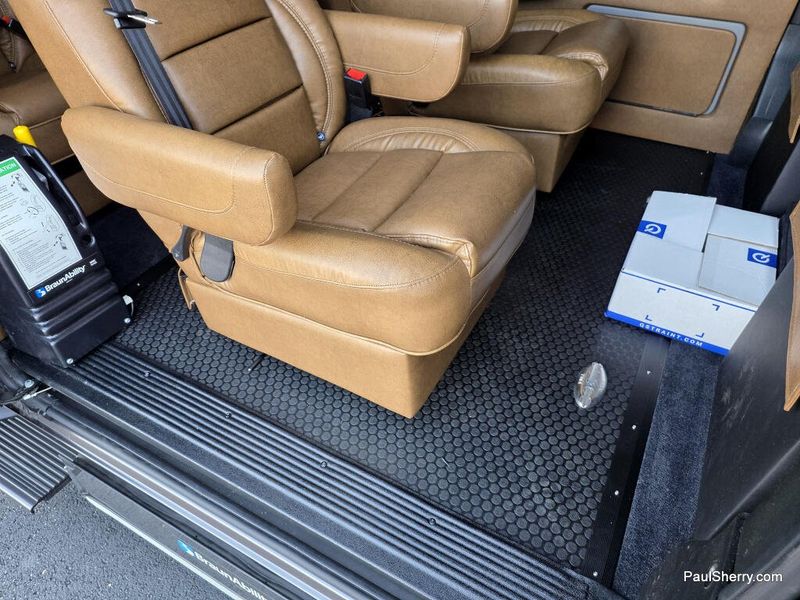 New 2026 RAM Promaster 3500 Slt+ Window Van High Roof 159' Wb Ext