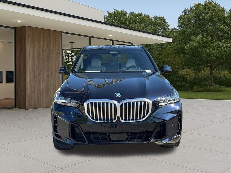 Used 2024 BMW X5 xDrive40iImage 4