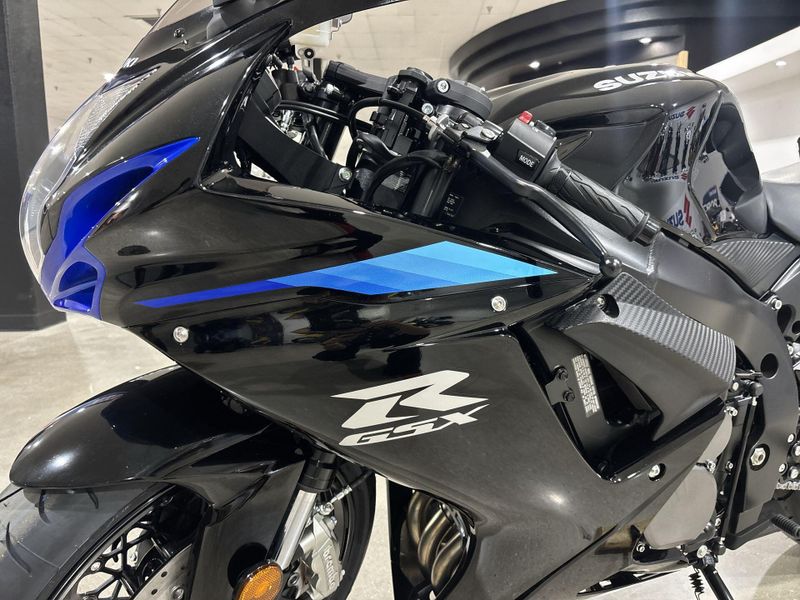 New 2027 Suzuki GSX-R600 Image 18