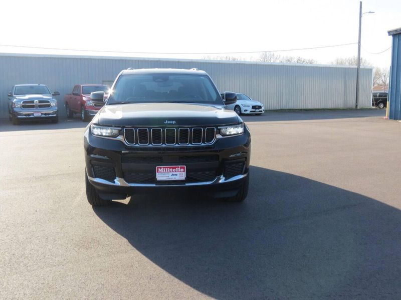 2022 Jeep Grand Cherokee L Laredo 4x4 4dr SUV in a Black exterior color and Blackinterior. Militello Motors ​507-200-4344 militellomotors.net 