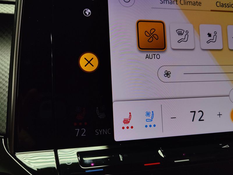 Used 2025 Volkswagen Atlas Peak Edition AWD w/SunroofImage 26