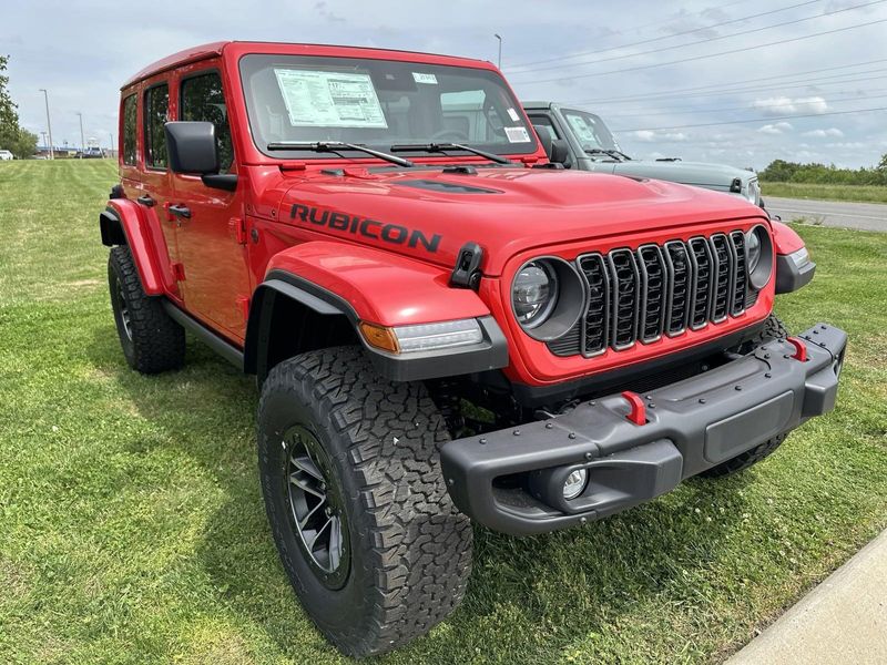 2024 Jeep Wrangler 4-door Rubicon XImage 6