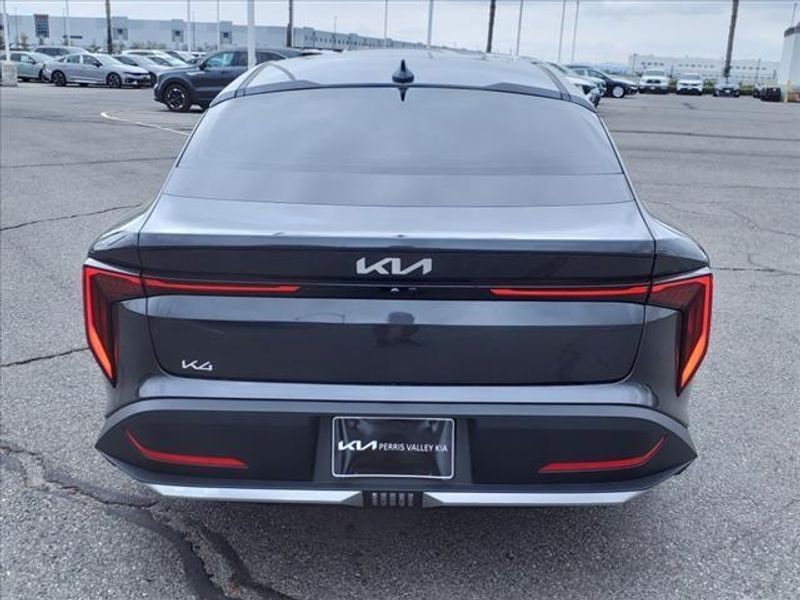 2025 Kia K4 LXSImage 5