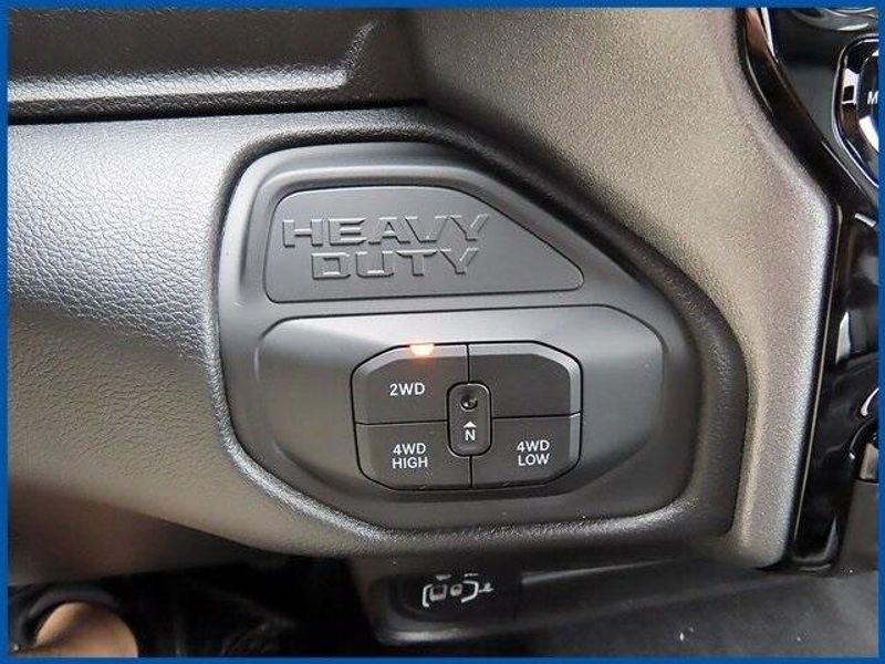 2025 RAM 2500 TradesmanImage 19