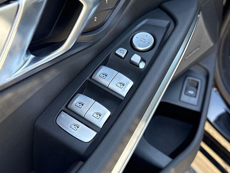 New 2026 BMW 3 Series 330iImage 16