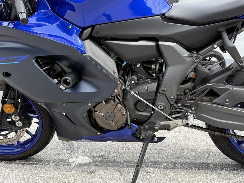 Used 2022 Yamaha YZF R7 