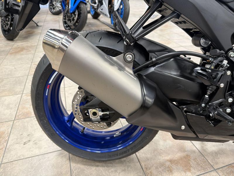 New 2026 Suzuki GSX-R750Z 40TH ANNIVERSARY EDITION Image 25