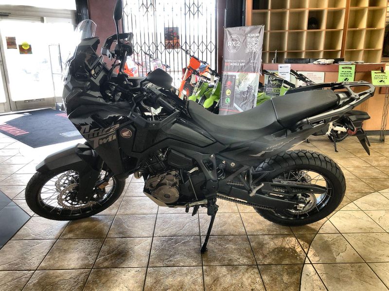 New 2026 Honda AFRICA TWIN DCT Image 14
