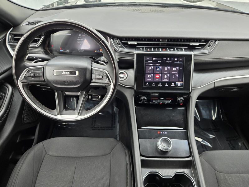 Used 2024 Jeep Grand Cherokee L Laredo X 4x2