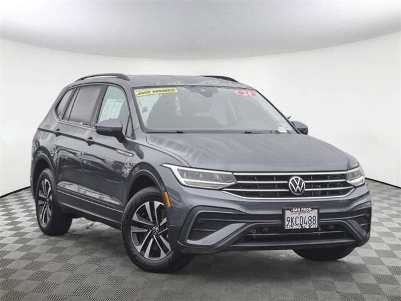 2024 Volkswagen Tiguan 2.0T SImage 2